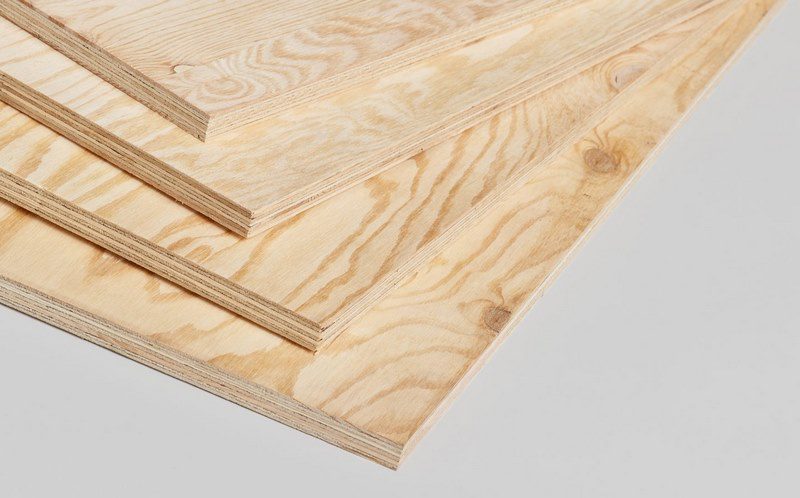 Ưu điểm của ván ép gỗ thông là khả năng chống nước khá tốt và trọng lượng nhẹ 